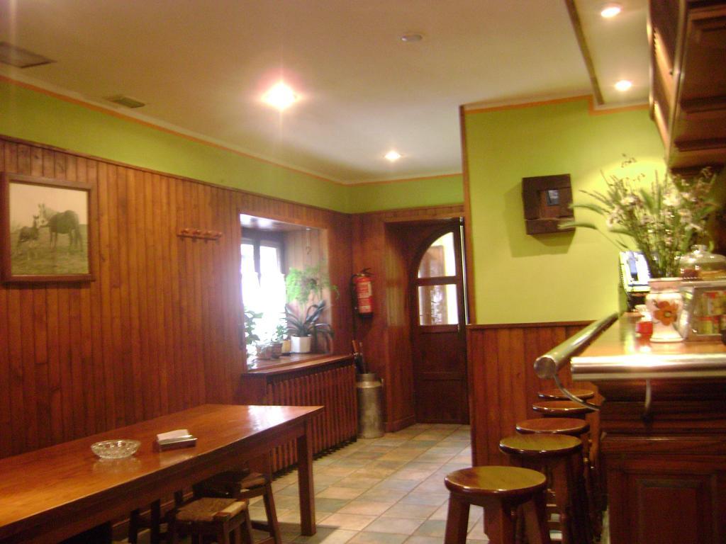 Hostal Venta San Blas Almándoz Exterior foto